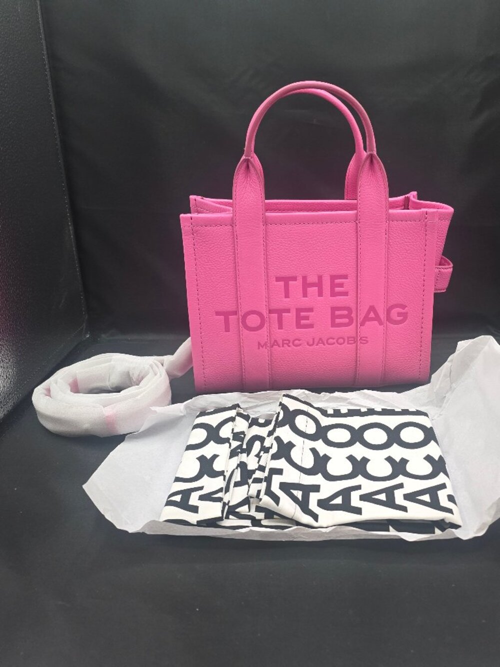 Marc Jacobs The Leather Tote Bag (Small) Bow Pink